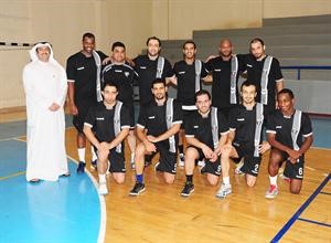 اللاعبون المنضمون حديثا للفريق الى جوار احمد الشحومي 	اسامة ابوعطية﻿