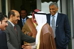 الرئيس جاسم الخرافي مودعا صاحب السمو الامير﻿