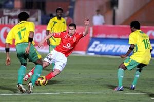 احمد فتحي من اهم الاوراق الرابحة في الاهلي
