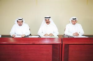 عبدالعزيز الدخيل مترئسا عمومية ابيار قطر للتطوير العقاري اسامة ابو عطية
