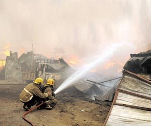 الإيرانيان المشتبه بضلوعهما في حرائق أمغرة إلى الحرية والجركن المضبوط محتوياته ماء