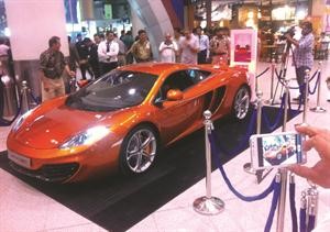 السيارة McLaren الفاخرة﻿