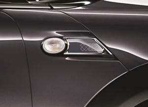 سيارة «MINI Cooper S Avenue».. طراز محدود يفيض بروعة الشرق الأوسط