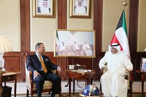 الشيخ صباح الخالد خلال لقائه سفير النمسا﻿