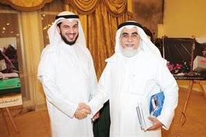 دعبدالمحسن الخرافي مع الزميل ناصر الخالدي﻿