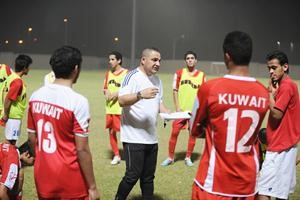 المدرب احمد حيدر يعد بنتائج ايجابية في نهائيات اسيا		هاني الشمري﻿