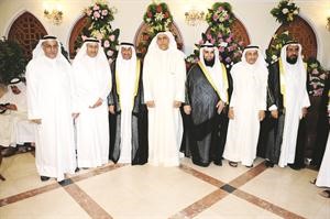 عبدالرحمن التوحيد وعبدالرحمن عيسى العسعوسي وعبدالرحمن علي العسعوسي وغسان العسعوسي يباركون

