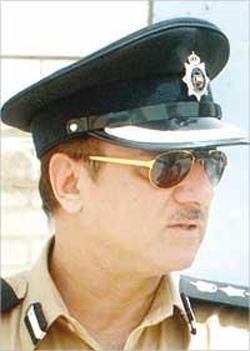 العميد حسين الشيرازي﻿
