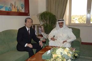 الشيخ دابراهيم الدعيج خلال لقائه السفير ياسايوشي كوميزو﻿