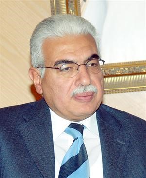 احمد نظيف