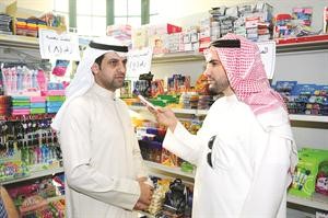 ومتحدثا الى الزميل محمد راتب	 اسامة ابوعطية﻿
