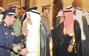 اللواء يوسف الانصاري مرحبا بصاحب السمو الامير﻿