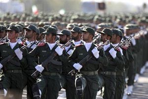 الحرس الثوري الإيراني يعترف بوجود عناصره في سورية لدعم النظام