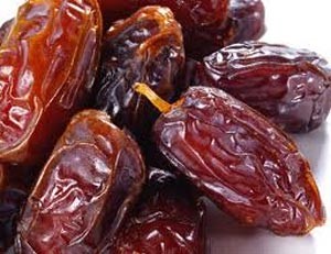 السعودية تطلق اول سوق نسائي للتمور