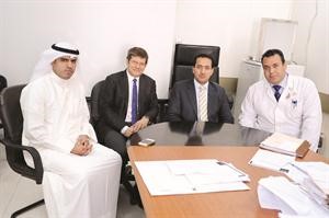 دجاسم الهاشل متوسطا داسر عبدالعزيز ودفيليب والزميل عبدالكريم العبدالله					 قاسم باشا﻿