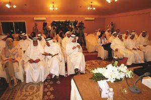 جانب من الحضور خلال الندوة﻿