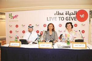ليلى الغانم تتوسط دلبيبة تميم ومعبدالعزيز فخرواسامة ابوعطية