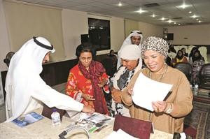 جولة في المعرض المصاحب للندوة

