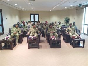 العقيد الركن مناحي دهيم في مقدمة الحضور﻿