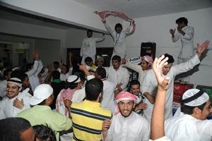 جانب من الاحتفال بالفوز﻿