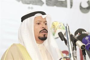 محمد المسيلم ملقيا كلمته