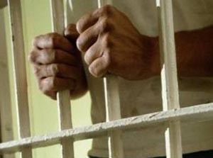 احتجاز موظف في «الشؤون» في نظارة النقرة بعد شكوى زملائه: أساء استخدام السلطة وتلفظ بعبارات مسيئة
