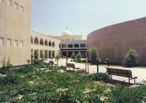 مبنى الجامعة في الشويخ﻿