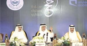امير مكة المكرمة الامير خالد الفيصل خلال المؤتمر الصحافي﻿