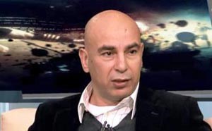 بالفيديو.. حسام حسن يبكى على الهواء