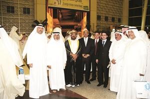 السفيران د سالم المعشني وعبدالكريم سليمان مع احمد الكليب وجاسم المنصوري والزملاء يوسف عبدالرحمن ومحمد الحسيني وحسين الرمضان ومسعد حسني