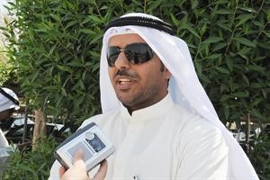 احد المعتصمين متحدثا عن معاناة المعلمين
