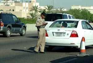 «الداخلية»: تحرير 1122 مخالفة وحجز 21 مركبة بالعاصمة والجهراء