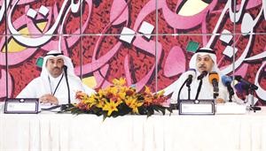 صالح العسعوسي وجاسم التويتان خلال المؤتمر الصحافي﻿