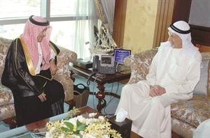عبدالعزيز العدساني مستقبلا محمد الشريف
