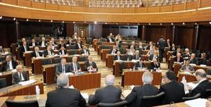 اللجان النيابية خلال مناقشتها قوانين الانتخابات في مجلس النيابي امس 	محمود الطويل﻿