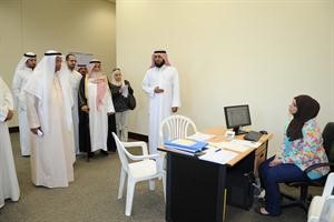 دجاسم التمار يفتتح مركز الهيئة في نادي الصم
