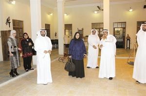 جانب من جولة وفد الامانة في المتحف﻿