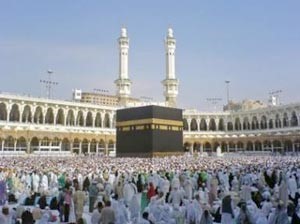 قس أميركي يشهر إسلامه وينضم لقافلة الحج