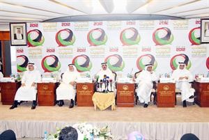 المليفي والعصيمي والراشد وعاشور والظفيري اثناء جلسة نحو تعزيز المواطنة الدستورية