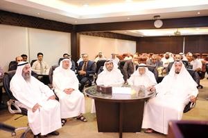 العم يوسف الحجي ودعبدالله المعتوق ودسليمان شمس الدين في مقدمة الحضور
