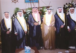 سمو ولي العهد الشيخ نواف الاحمد وناصر بن زريبة وراشد الجويسري ومبارك الزوير يهنئون﻿