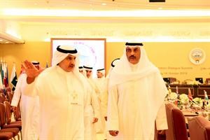 الشيخ صباح الخالد خلال جولته في مقر الاجتماعات التحضيرية

