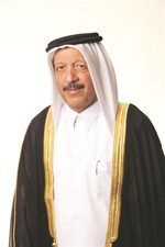 يوسف حسين كمال﻿