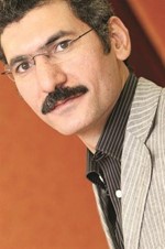 الزميل شريف صالح