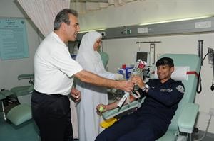 وردة قبل التبرع بالدم﻿