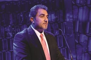 رائد ترجمان يلقي كلمته
