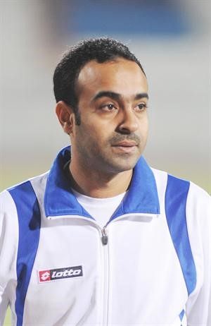 عادل عقلة