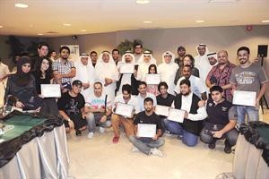 دخالد عبد اللطيف رمضان وعبدالله عبدالرسول مع المكرمين﻿