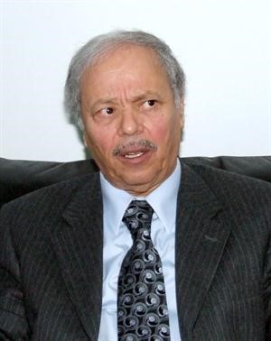 السفير احمد بن حلي﻿