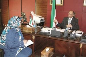 درشيد الحمد متحدثا للزميلة هناء السيد﻿